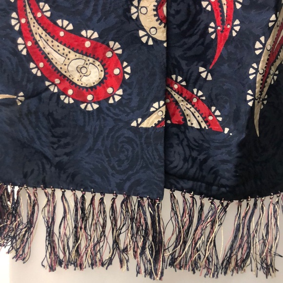 Opera Elegant Fringed Scarf by Cisco VTG 100% Silk. Double faced - Picture 4 of 7